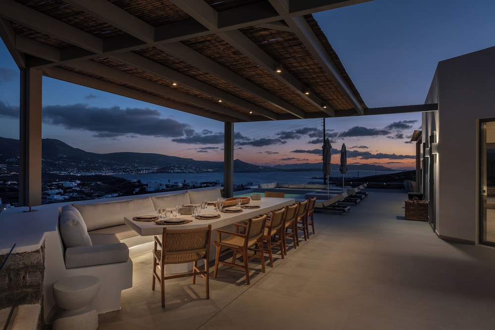 AVERA VILLAS