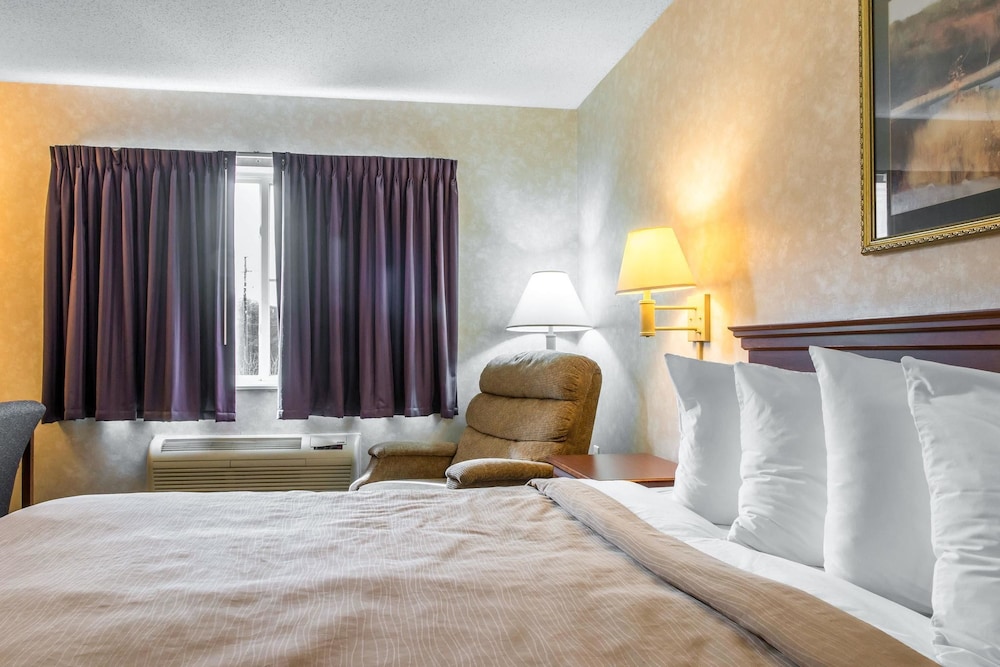 Titusville Vacations - Quality Inn  Suites - Property Image 24