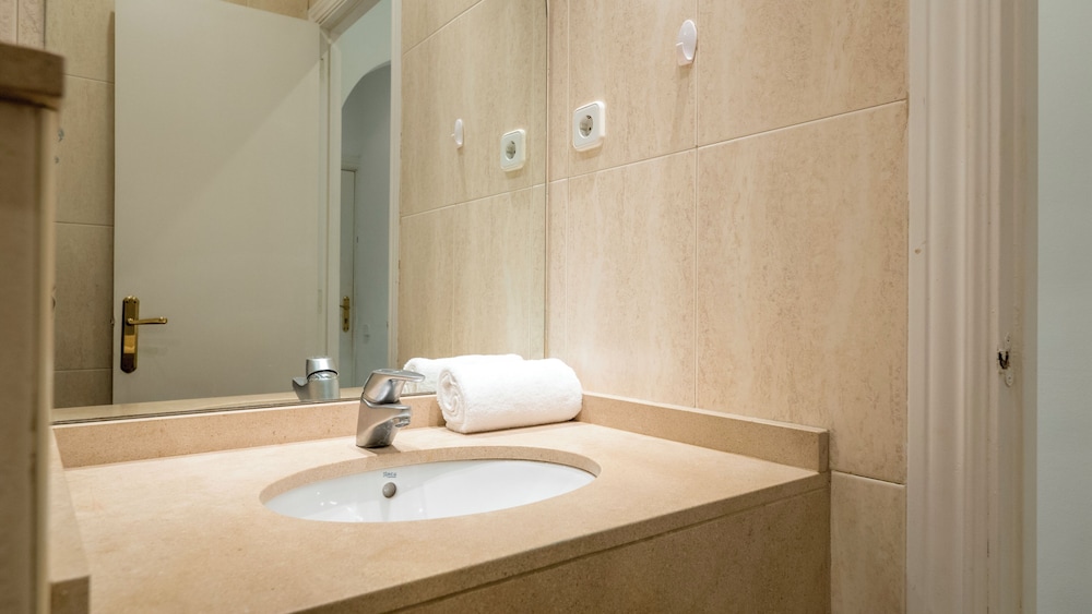 BeBarceloner Poble Nou Apartments