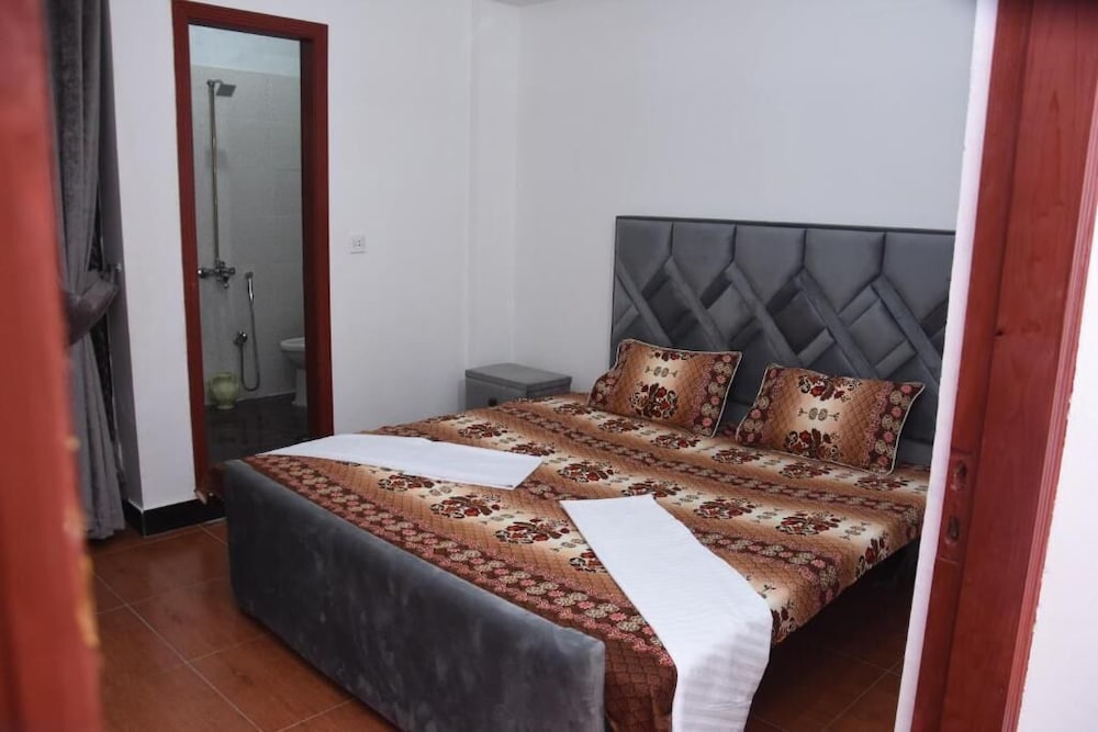 Hyatt Aryana Guest house E11 Islamabad view 4