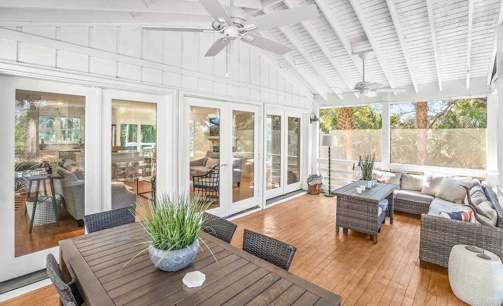 Spacious Family Getaway