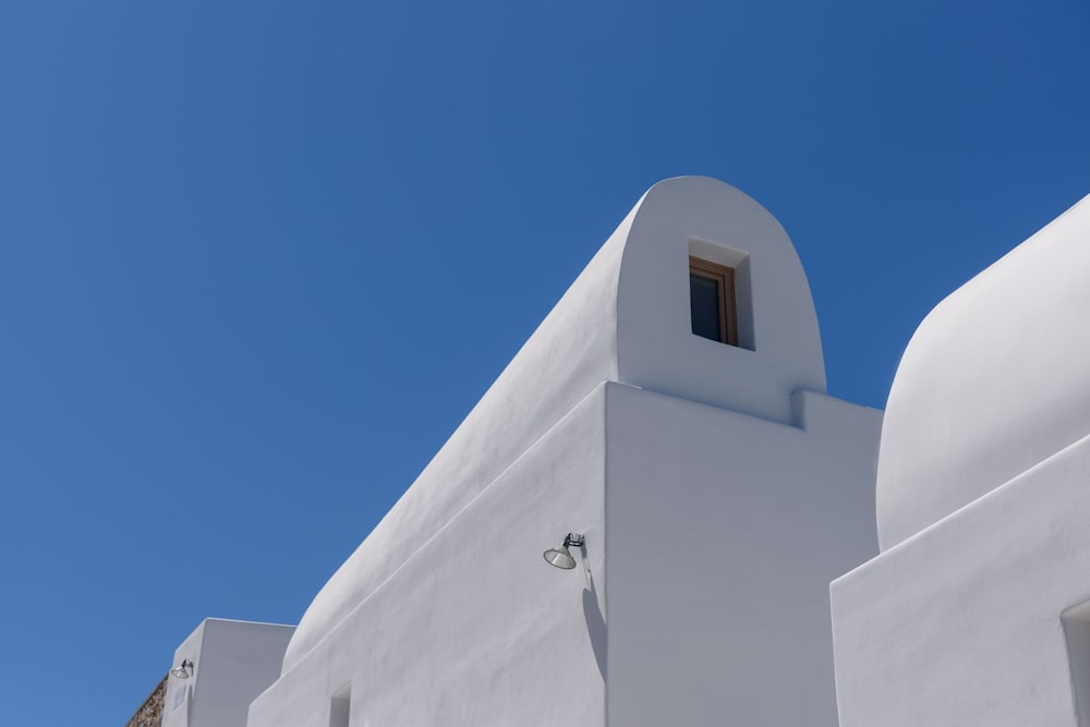 Earino Suites & Villas