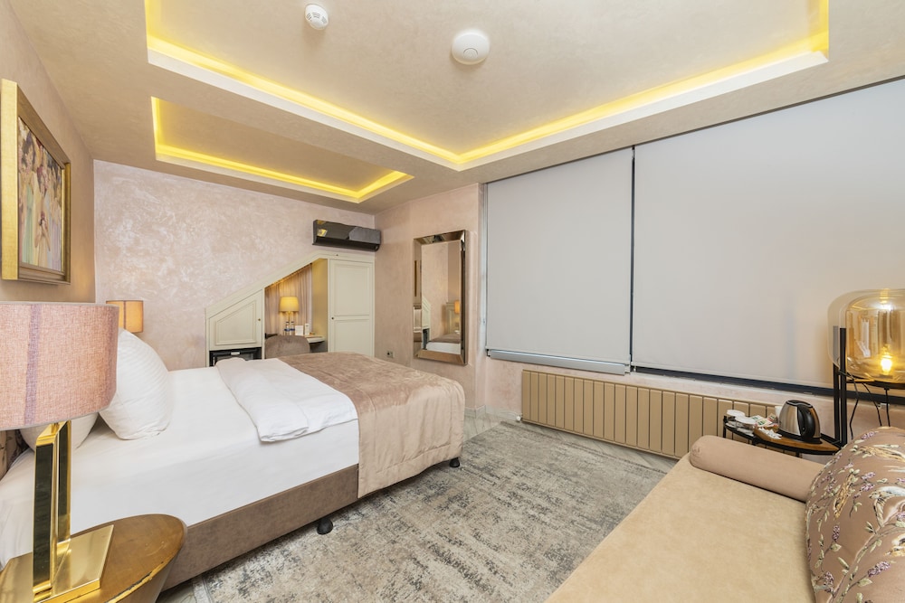 Ayramin Deluxe Hotel - Image 59