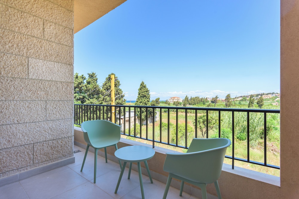 Glow Studios & Apartments in Batroun