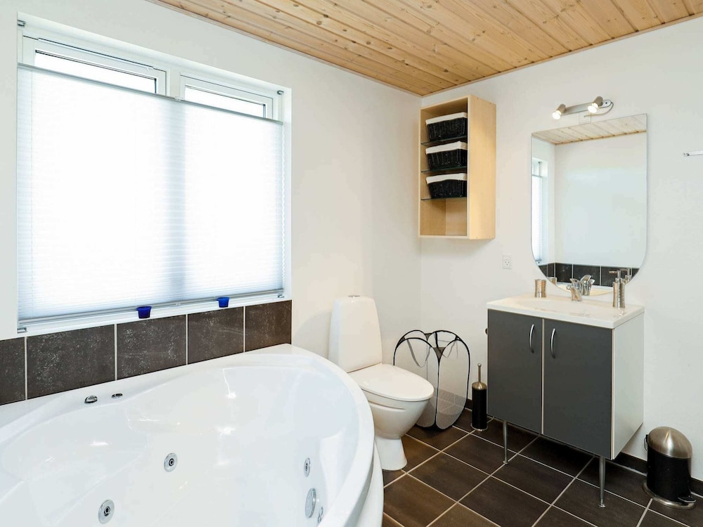 Cozy Holiday Home in Ulfborg near Sea view 5