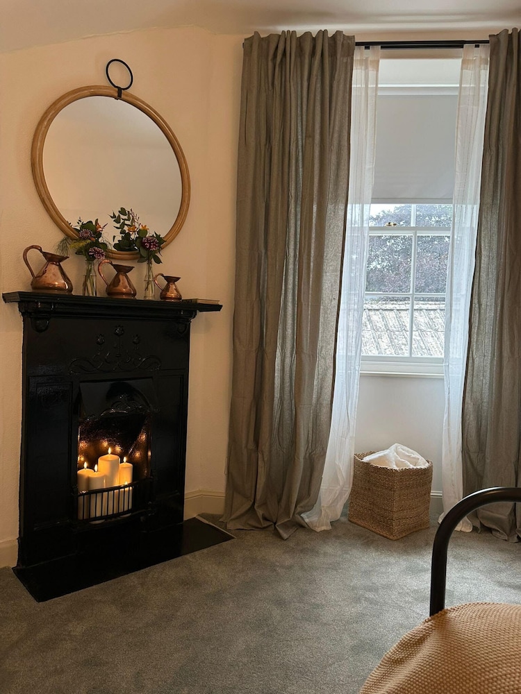 Berwick-upon-Tweed Vacations - The Victoria Hotel - Property Image 7