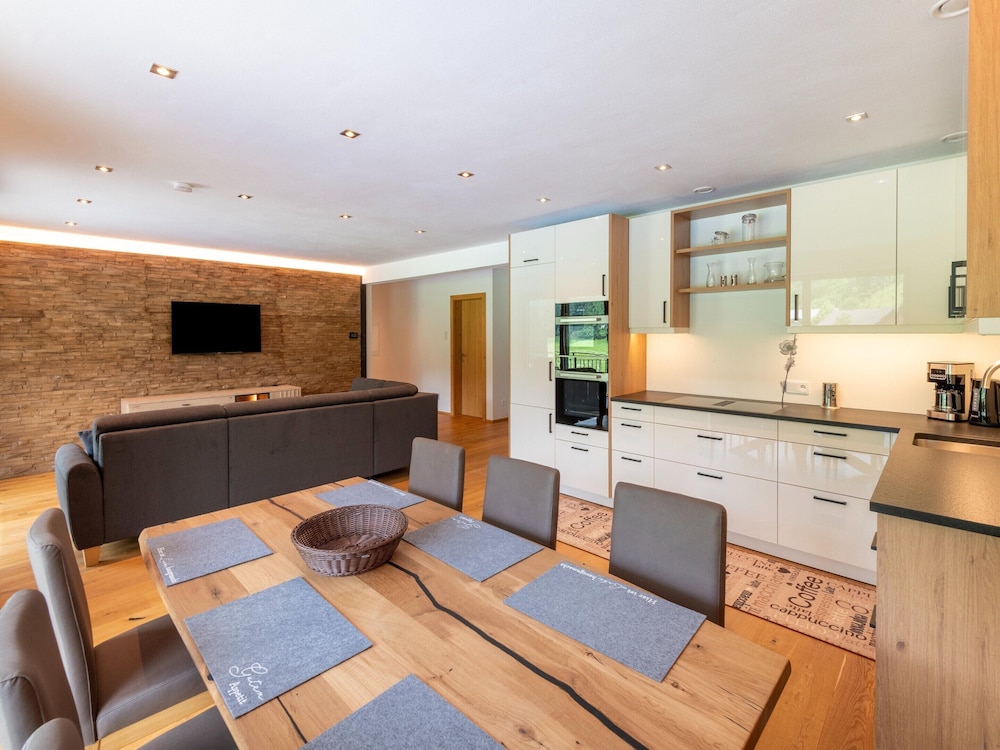 Spacious Holiday Apartment Near Kitzbuhel