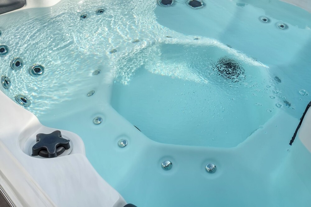 Arcade Kid Friendly Firepit Grill HotTub