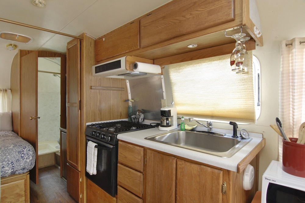 Palm Canyon Hotel & RV Resort