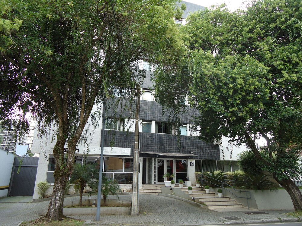 Hotel Studio Curitiba II - Image 1