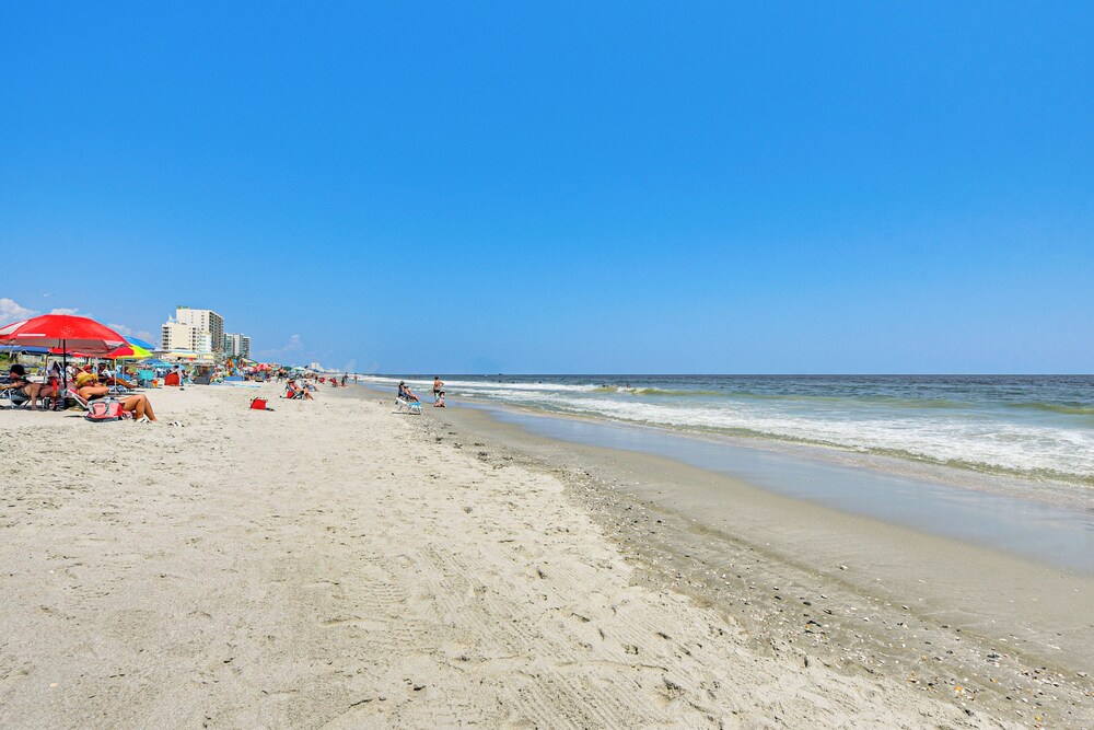 Walk to Shore: Home w/ Deck in North Myrtle Beach