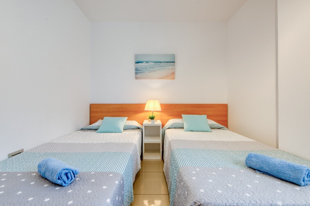 Apartment in Roses Near Sandy Beach