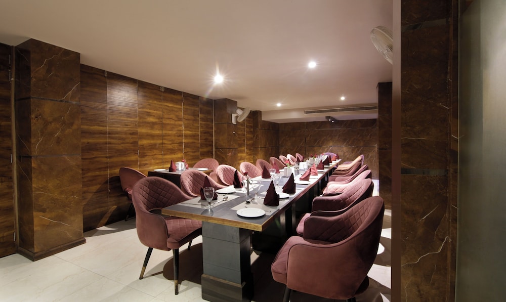 Faridabad Vacations - Treebo Punjabi Nature Residency, Near Faridabad Railway Station - Property Image 10