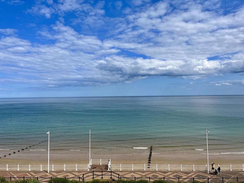 8 Beach View @ Beaconsfield House