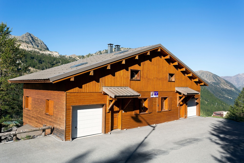 Isola Vacations - Madame Vacances Les Chalets de la Diva - Property Image 10