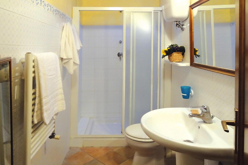 Villa in Montaione With Pool & Olive Oil