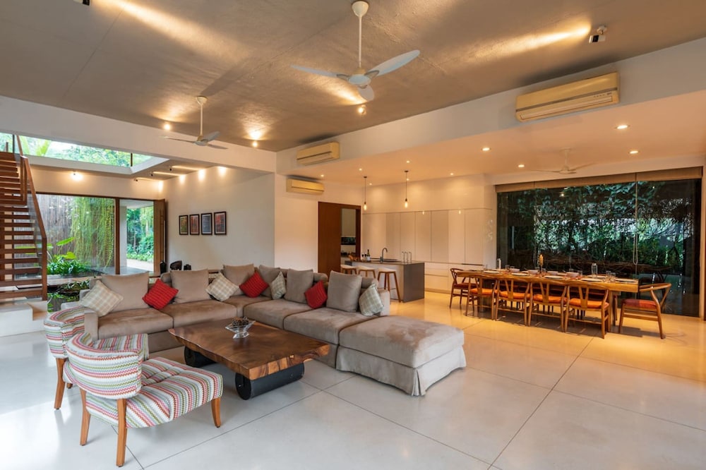 Puravida I -luxury 5bhk w Pvt Pool in Anjuna