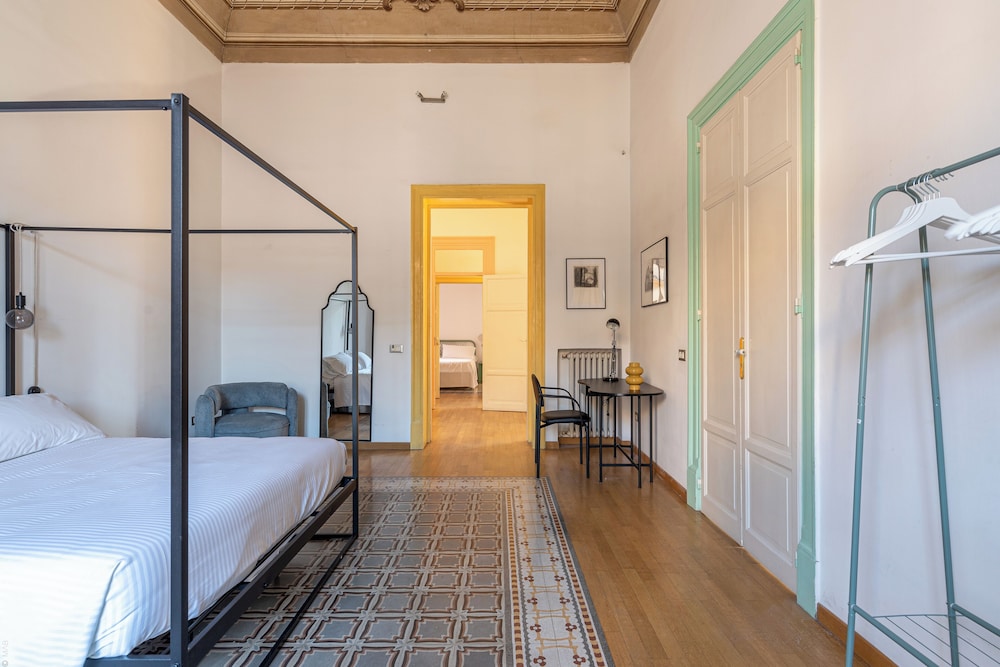 Carlo Apartment with Terrace by Wonderful Italy