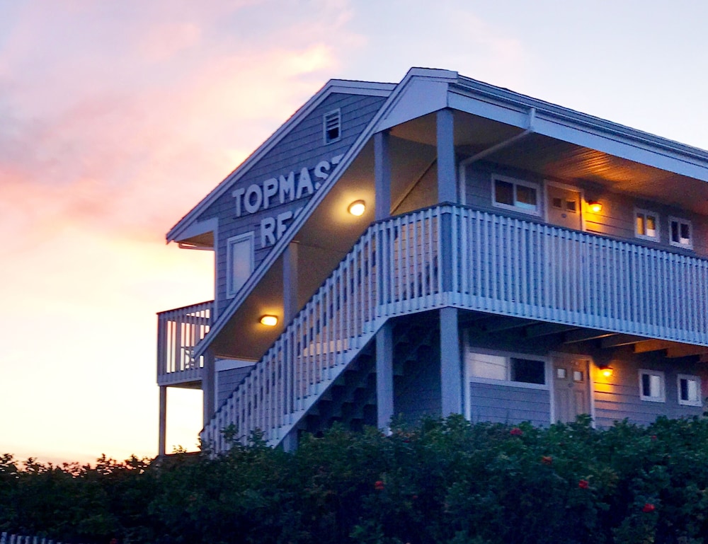 Top Mast Resort