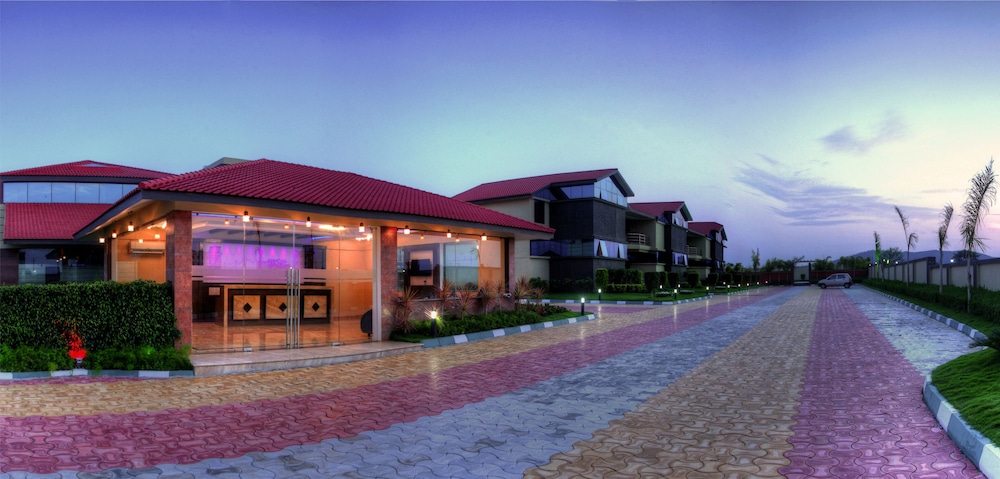 Nijaguna Resorts & Spa view 5