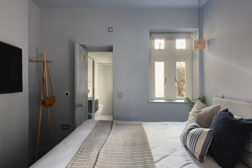 St Catherine s Hospital - Superior Apartment