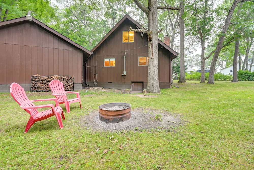 Walk to Beach: Pet-friendly Caseville Cabin