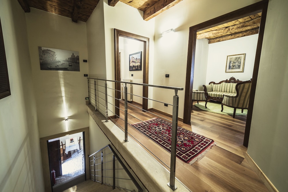Relais Villa Gozzi B&B