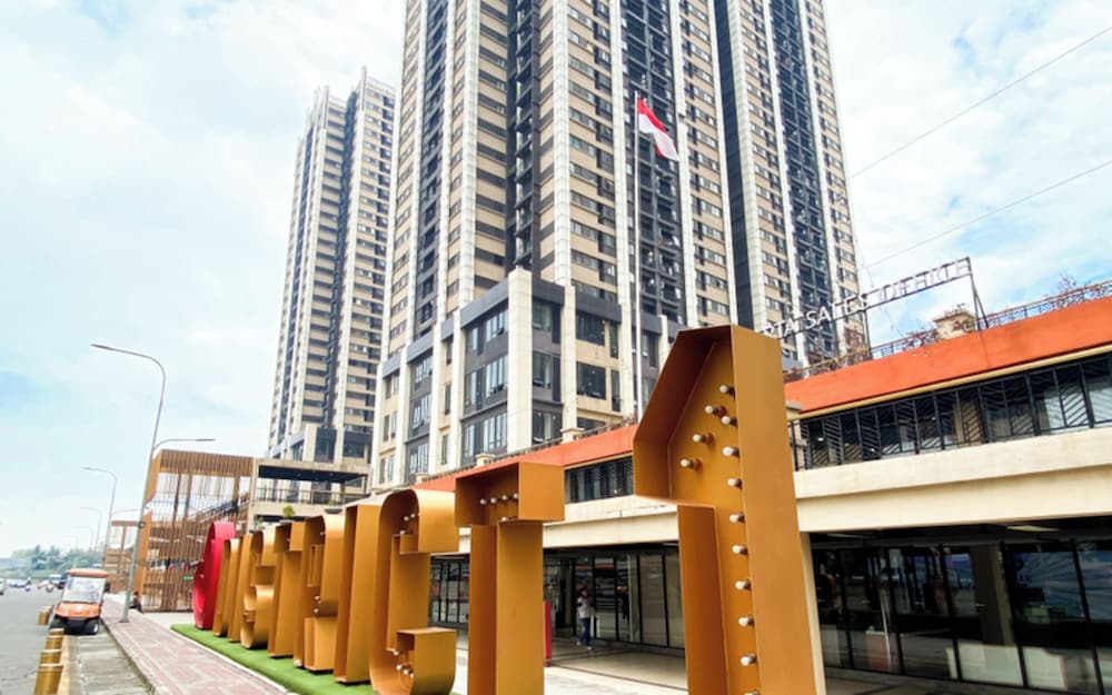 Enjoy Living 3BR at Meikarta Apartment