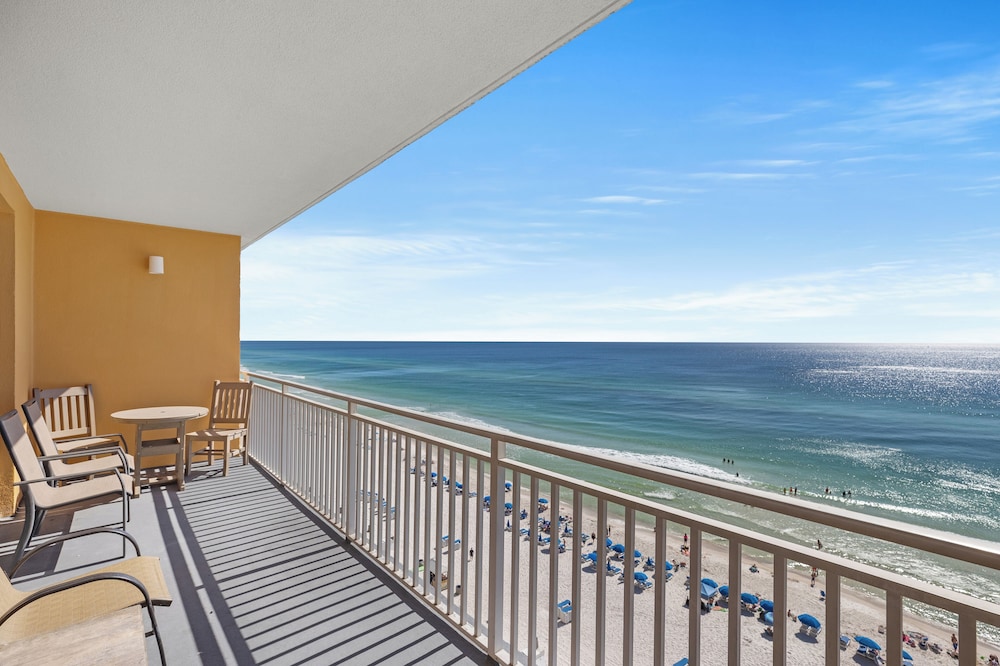 Anchor's Way! Come Visit Our Beautiful 2 BR, 2BA Oceanfront Retreat! Sleeps 6!
