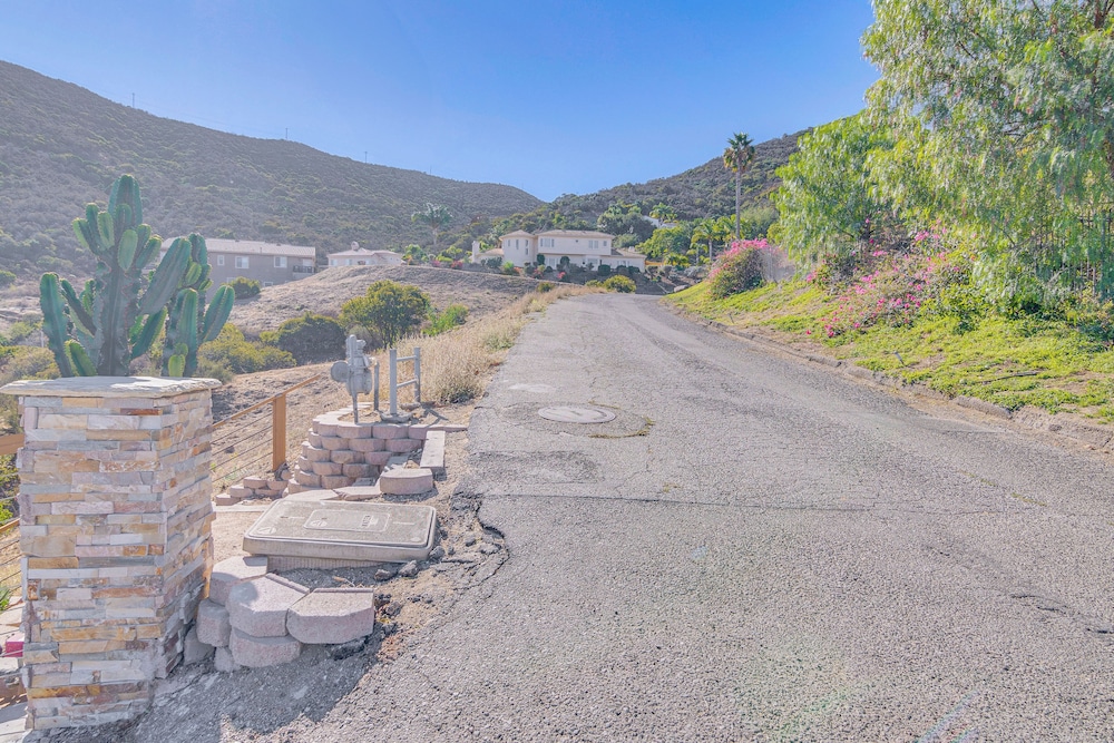 Home Close to Trails & Shopping in Thousand Oaks!