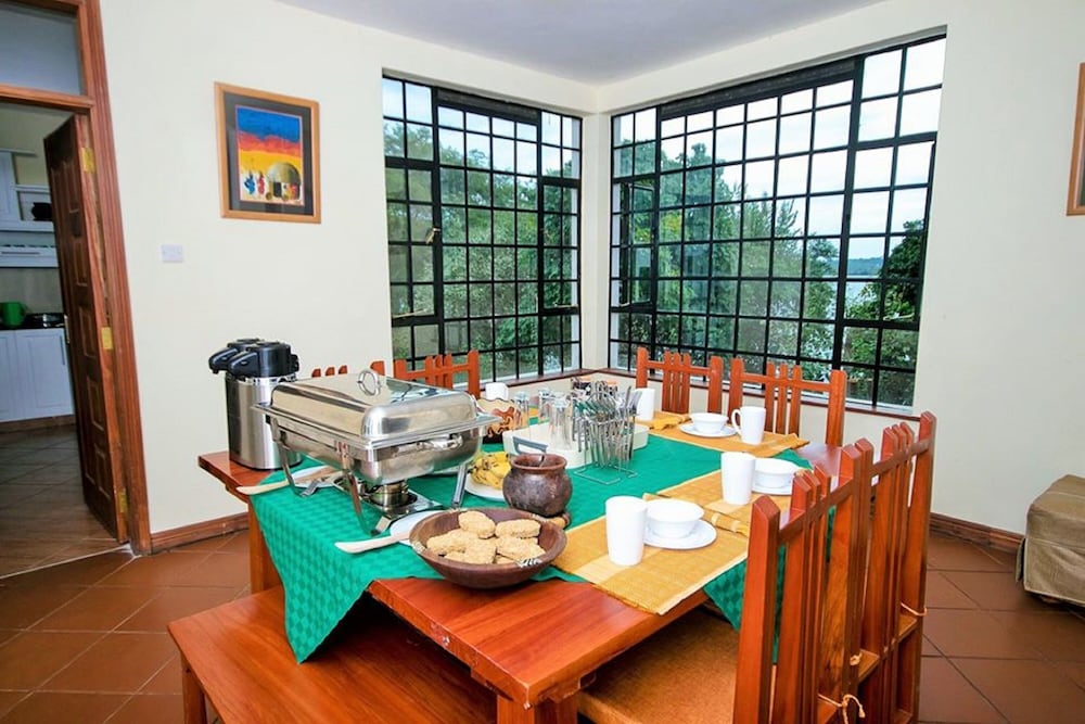 Pikidi Gardens view 3