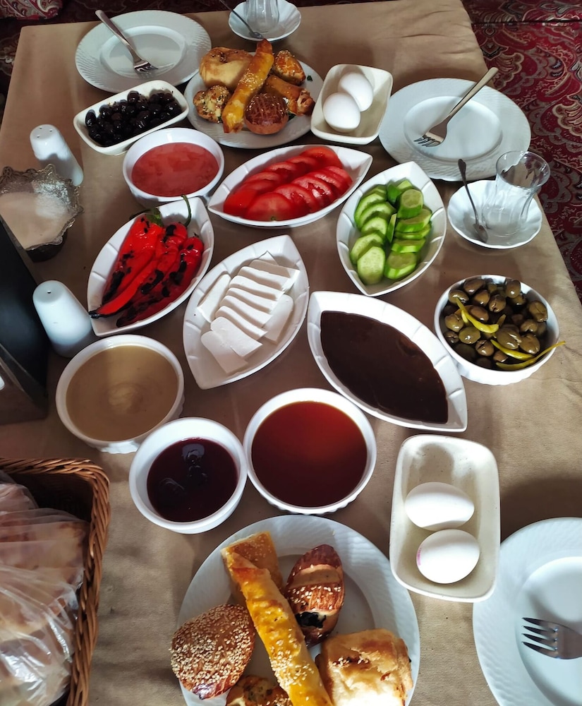 Sark Ciragan Konak — 9