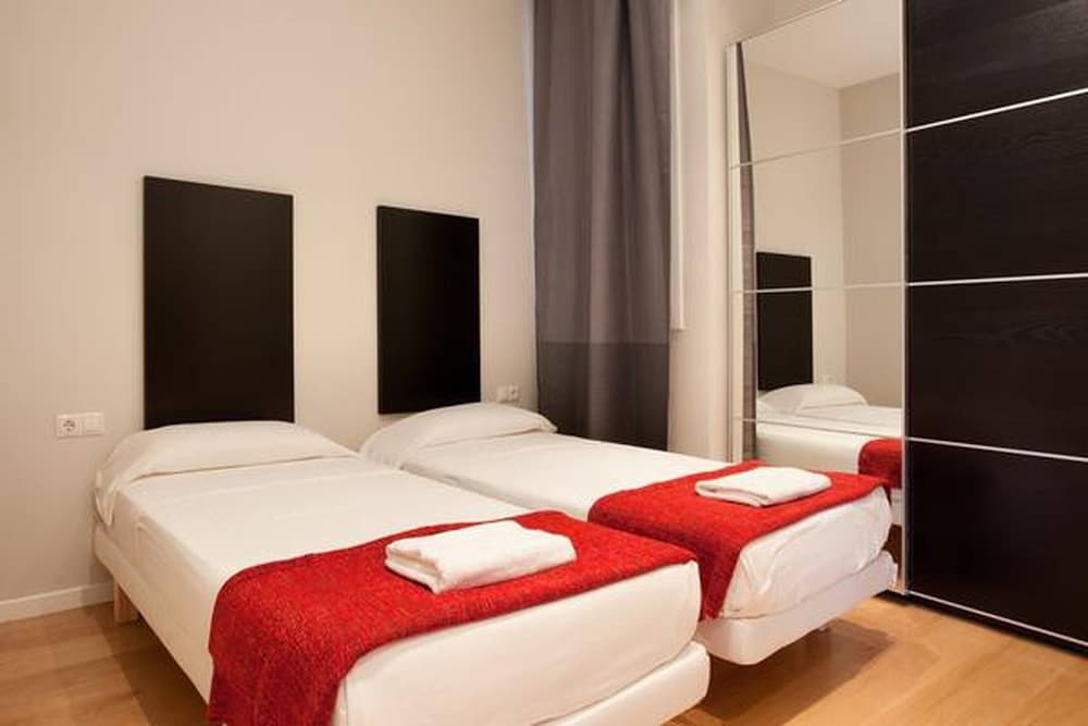 Modern Quiet Flat With A Large Balcony photo 4