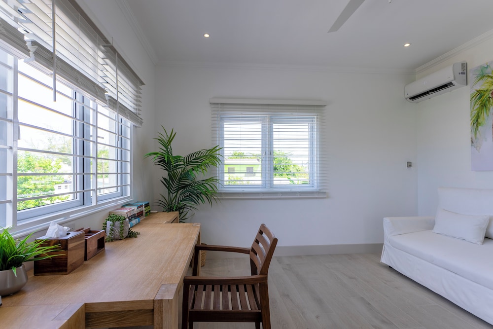 Kaiso & Kai Beachfront Villa