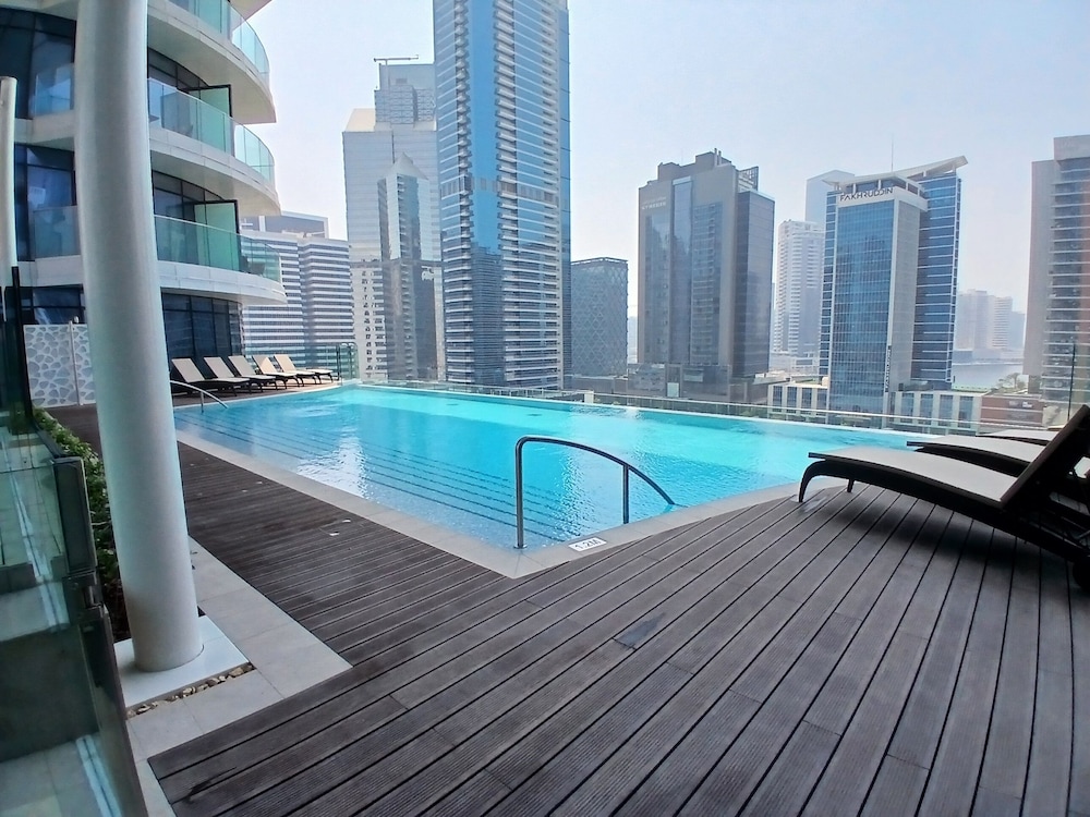 Imperial Avenue Residences - Downtown