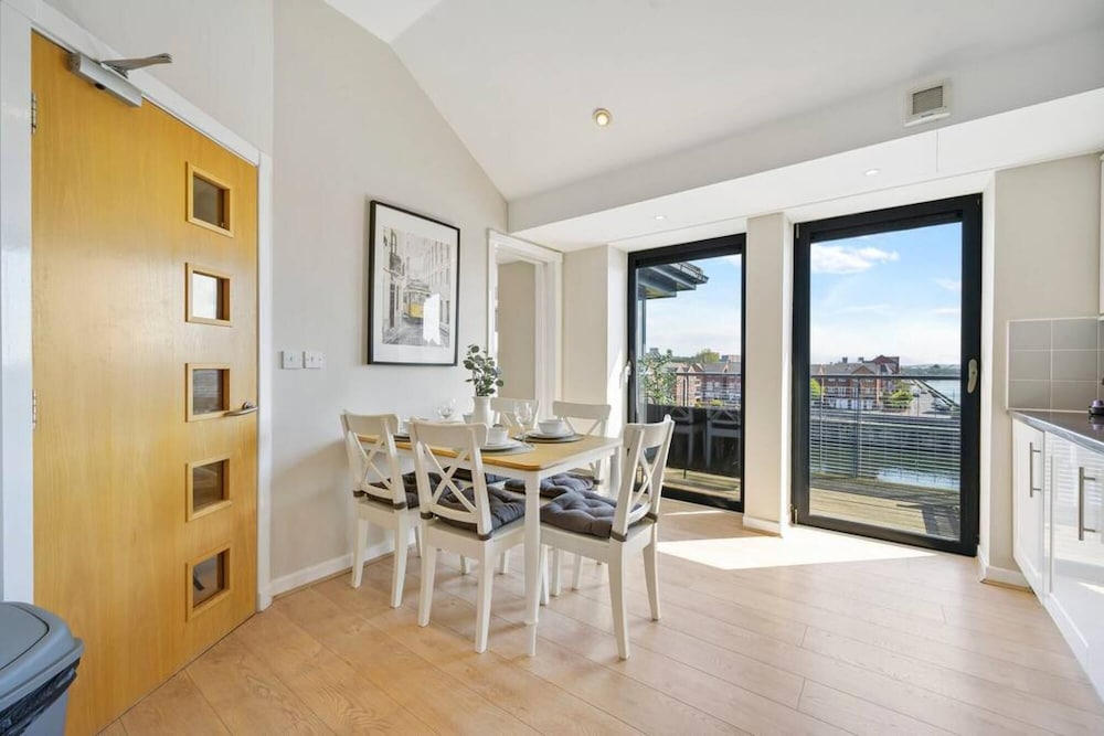 Host Apartments Marina View Penthouse view 5