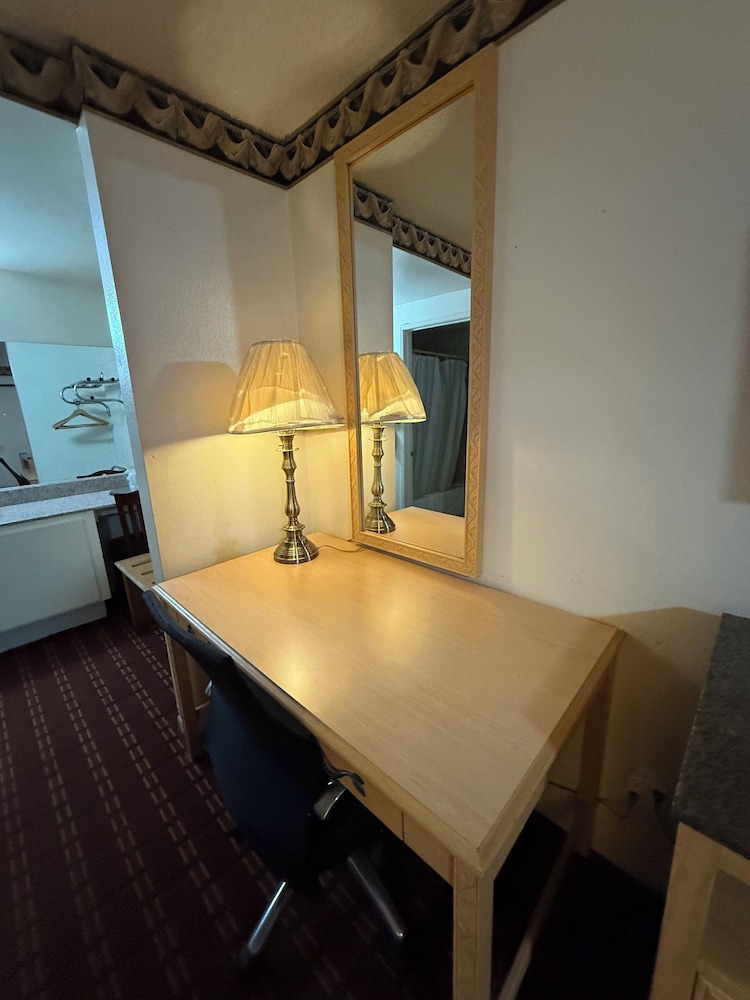New Budget Inn