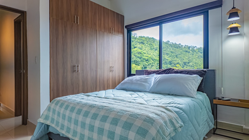 Parkside Plazuela - Tranquility In Boquete 2 Bedroom Condo