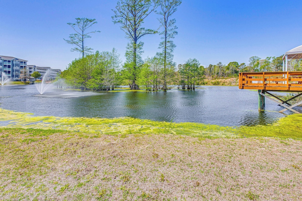 Balcony + Pool Access: Serene Little River Retreat