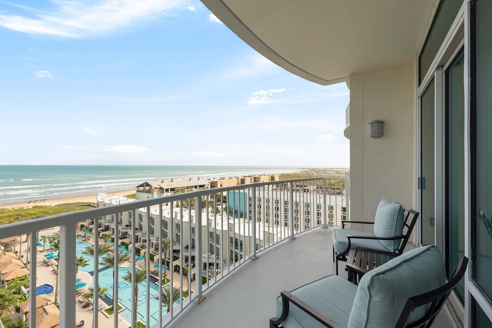 Prestigious Luxury Beach & Bay Patios Xl Size 3 Bedroom Apts