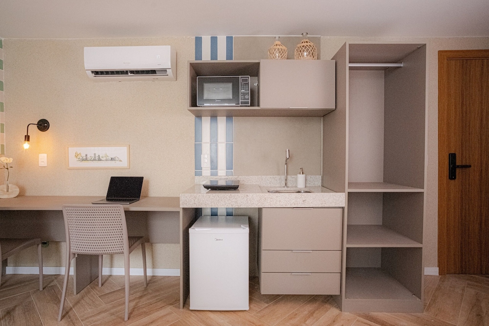 Cozy Studio a few Steps From the Beach Conjugado PI PJ