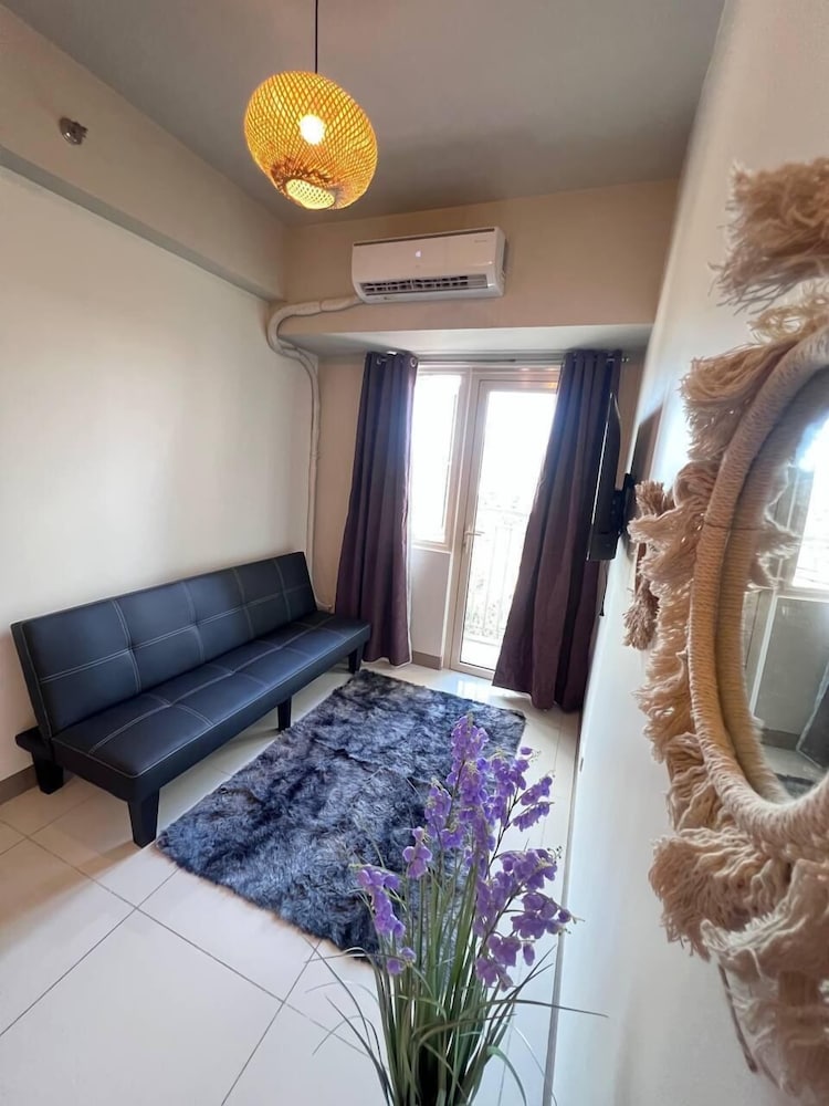 COAST RESIDENCES