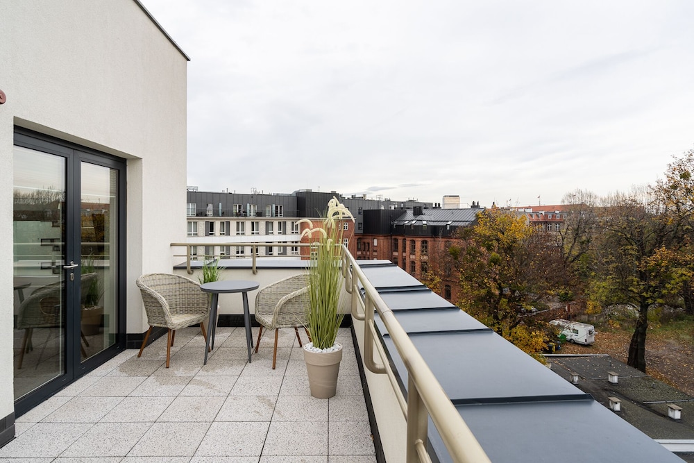 RentPlanet - Apartamenty Dyrekcyjna view 2