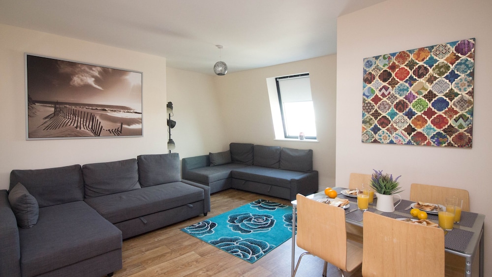 Castle Point Apartments Southampton 19