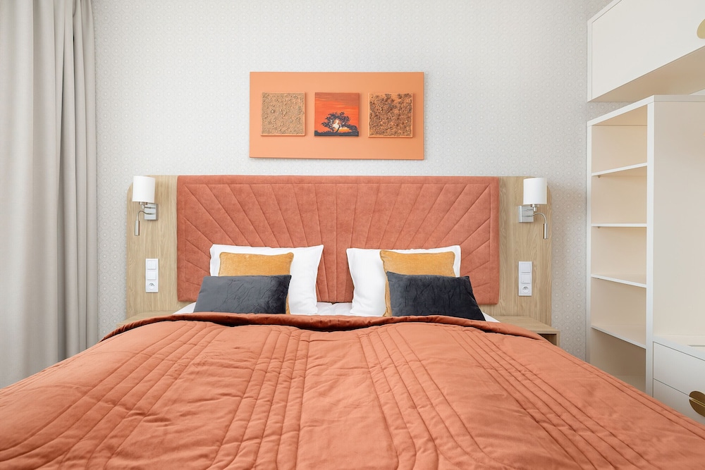 Bel Mare Apartment w/ Balcony by Renters