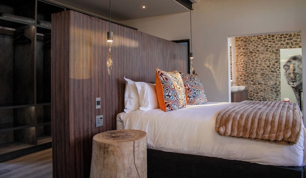 Umoya Safari Lodge view 4
