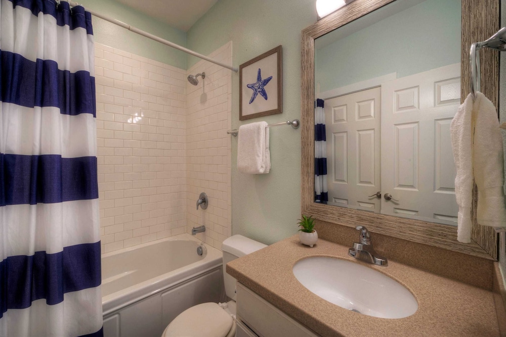 Sleeps 24 4 Costa Bahia Units w/ Pool & Beach Access