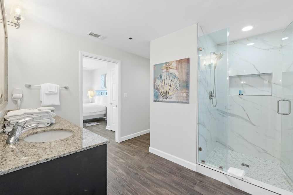 Splash Beach Resort by Panhandle Getaways
