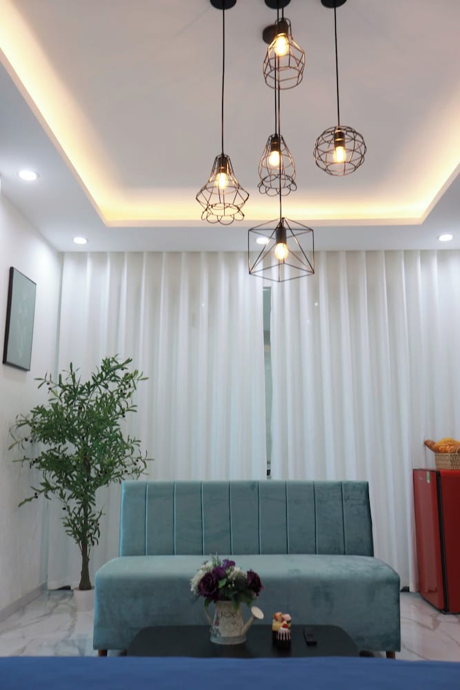 The Grand Diamond C Hotel