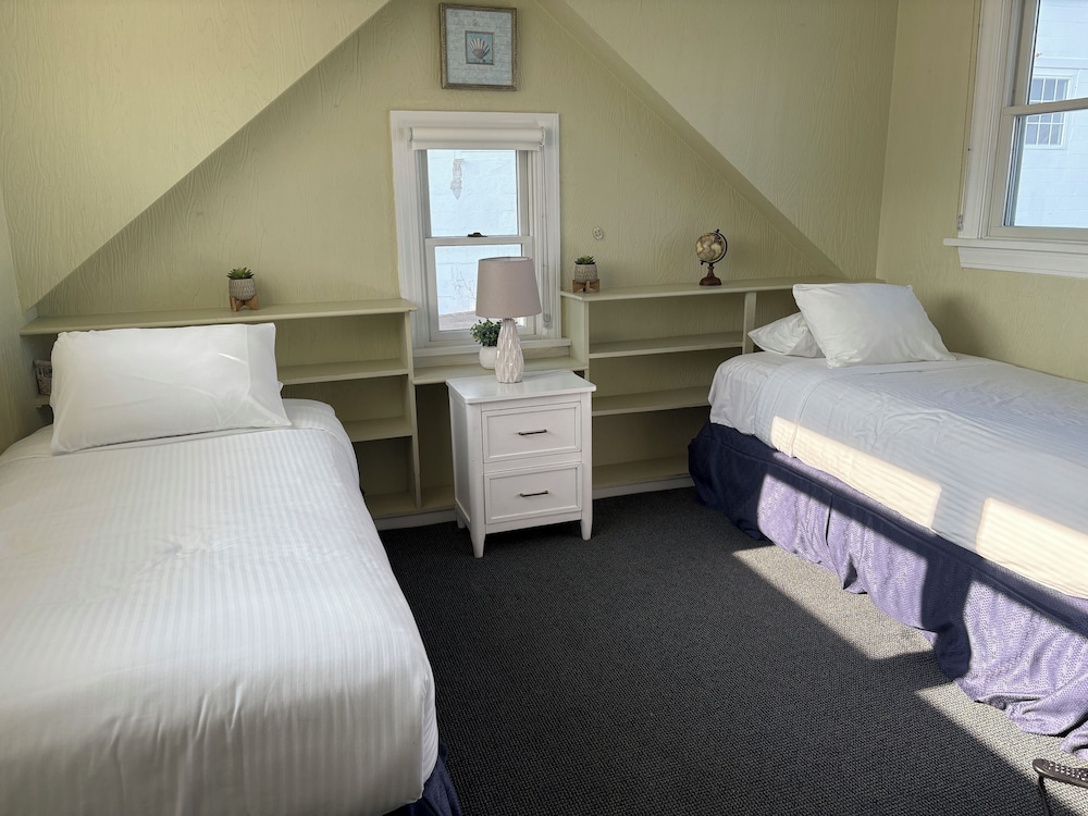 Harris Sea Ranch Motel
